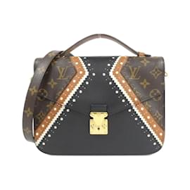 Louis Vuitton-Bolsa Louis Vuitton Monogram Pochette Metis MM M43488-Marrom