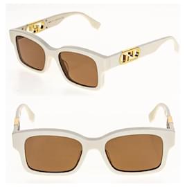 Fendi - O'Lock - Rectangular Sunglasses - White - Eggshell