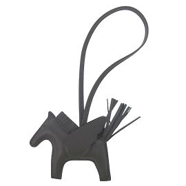 Chaveiro Charm Pegasus Rodeo PM Hermès Cinza
