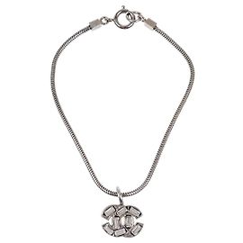 Chanel CC Chain Metal com Pérolas Falsas Prata
