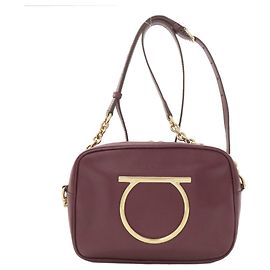 Bolsa de Ombro de Couro Gancini da Salvatore Ferragamo Bordeaux