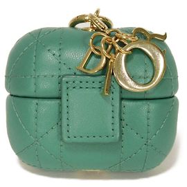 Chaveiro de couro Lady Dior da Christian Dior Verde