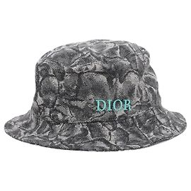 Dior Chapeau seau gris Gris