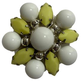 Autre Marque Rene Blumenmotiv Brosche Weiß