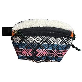 Sacai 2-Wege-Tasche mit einheimischem Muster Schwarz Pink Blau Mehrfarben