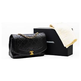 Chanel Diana Medium Flap Bag Schwarz