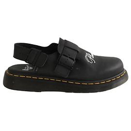 Dr. Martens Tamancos de couro pretos Preto