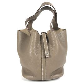 Bolsa Hermès Picotin Lock MM 22 na cor Cinza Etoupe Marrom Taupe