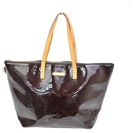 Bolso Bellevue Monogram Vernis GM de Louis Vuitton Burdeos