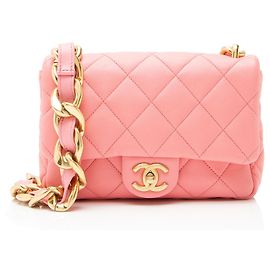 Bolsa pequena de flap Funky Town em couro de cordeiro Chanel Rosa