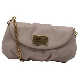 Bolsa Crossbody Classic Q Karlie da Marc by Marc Jacobs em couro de vaca bege Bege