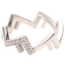 Gioielli in acciaio inossidabile a cinque anelli Fendi Argento Metallico