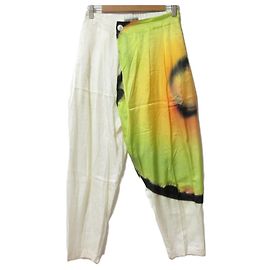 ISSEY MIYAKE Abstract Pattern Cropped Pants White Multiple colors