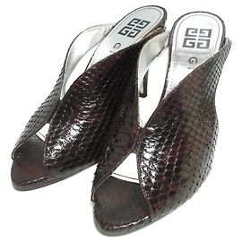 Sandalias de cuero Python Givenchy Castaño