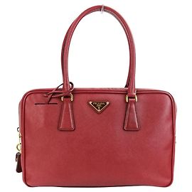 Bolsa de mão em couro Saffiano com placa de logo triangular Prada Vermelho