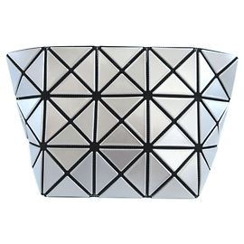 Pochette Argento Issey Miyake Argento
