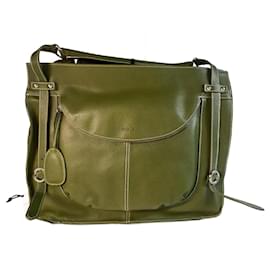 Sac à main en cuir vert Furla Vert
