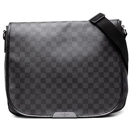 Louis Vuitton Negro Damier Graphite Daniel MM Negro