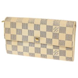 Louis Vuitton Vintage Sarah Wallet Damier White