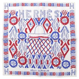 Lenço de seda Hermès Petit Carré 45 Kelly em pérolas Branco Vermelho Azul