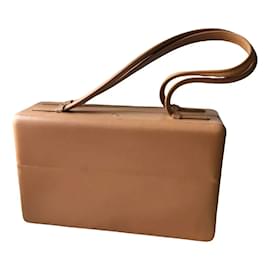 Bolsa retangular Loewe Madrid em couro bege Bege