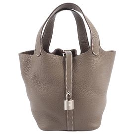 Bolso Tote Hermès Picotin Lock PM 18 en Gris Etoupe Gris pardo