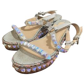 Sandali Cataclou di Christian Louboutin Argento Beige Altro