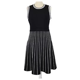 Vestido A Línea Sin Mangas Bordado con Rayas Negras Karl Lagerfeld Negro