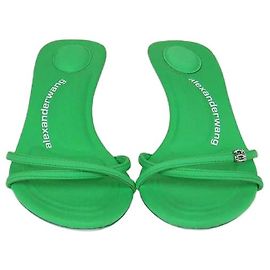 Sandálias Dahlia em neoprene verde neon de Alexander Wang Outro