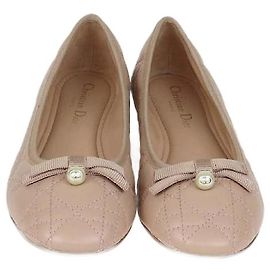 Ballettschuhe aus beigem Leder mit Perlen-Schleife Cannage Christian Dior Beige