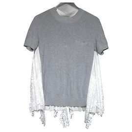 sacai Kurzarm-Strickpullover mit gefältelter Spitze Weiß Grau