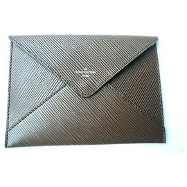 LOUIS VUITTON Epi Leather Pressed Pouch BROWN NEW Brown