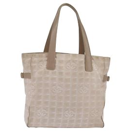 CHANEL Nuova Borsa Tote da Viaggio Nylon Beige Oro CC Auth 143978 Beige D'oro