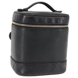 CHANEL Bicolor Kosmetiktasche aus Lammleder Schwarz Gold CC Auth 145355 Schwarz Golden