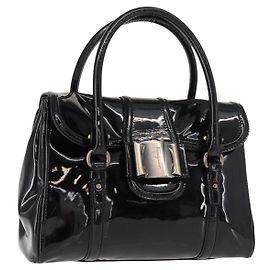 Bolsa de mão Vala em esmalte preto e dourado Salvatore Ferragamo Auth BA7339 Preto Dourado