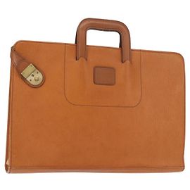 Autre Marque Sac d'affaires Burberry en cuir marron doré Auth ep11548 Marron Doré