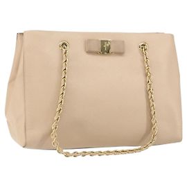 Borsa a Spalla Salvatore Ferragamo in Pelle Oro Beige Auth ka111 Beige D'oro