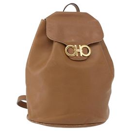 Mochila de couro bege dourado Auth 152109 da Salvatore Ferragamo Bege Dourado