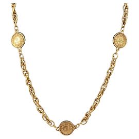 Colar de moeda CHANEL 31 RUE CAMBON em metal dourado CC Auth bs30205 Dourado