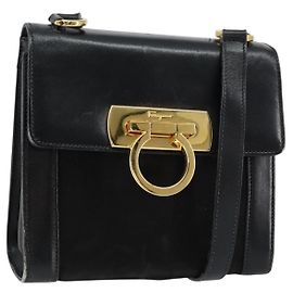 Borsa a Spalla Gancini in Pelle Nera e Oro Salvatore Ferragamo Auth gh1266 Nero D'oro
