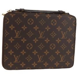LOUIS VUITTON Monogram iPad Essentials iPad Case M56253 LV Auth 128543M Monogram