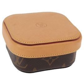 LOUIS VUITTON Monogram Schmuckbox Camille MM GI0018 LV Auth 154388V Monogramm