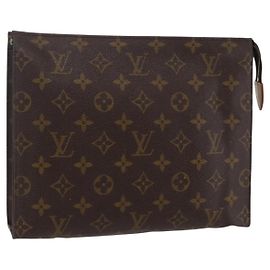 LOUIS VUITTON Poche Toilette Monogram 26 M47542 LV Auth kk587 Monogramma