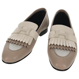 Hermès HERMES Mokassin Royale Schuhe Leder Beige Auth BA7957M Beige