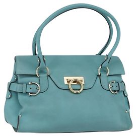 Bolsa Tote Gancini de couro azul turquesa da Salvatore Ferragamo Auth 153461 Turquesa