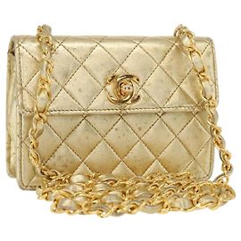 CHANEL Mini Matelassé Bolsa de Ombro com Corrente Couro de Cordeiro Ouro CC Auth 152962 Dourado