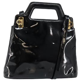 Bolsa Gancini de esmalte 2 em 1 preta e dourada Auth 147151 da Salvatore Ferragamo Preto Dourado