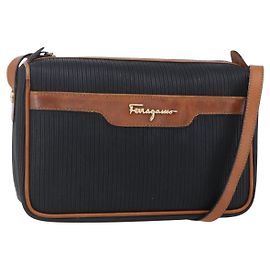 Borsa a Spalla Salvatore Ferragamo in Pelle PVC Nera Oro Auth BA7532 Nero D'oro