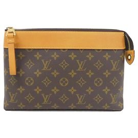 Pochette Voyage Souple Monogram Archive Louis Vuitton Marrone