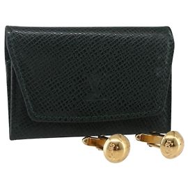LOUIS VUITTON Taiga Botón de Puño Cuffs metal Tono Oro LV Auth 156221 Otro